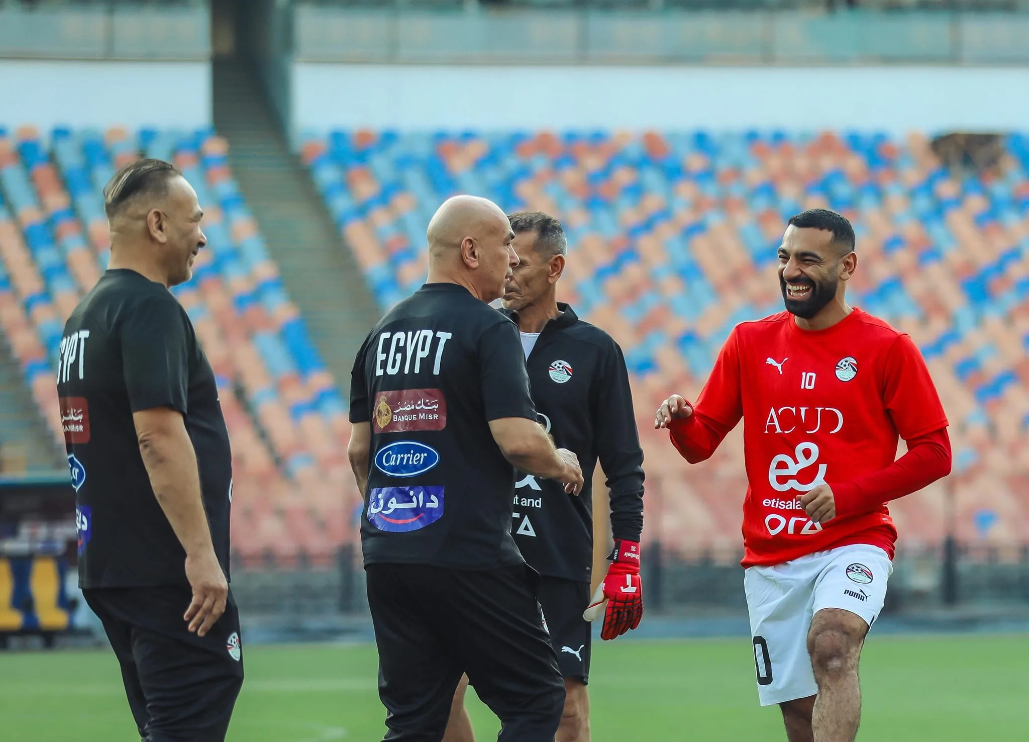 استبعاد محمد صلاح من قائمة المرشحين لجائزة أفضل لاعب أفريقي عام 2024.. مفاجآت بالجملة في الاختيارات