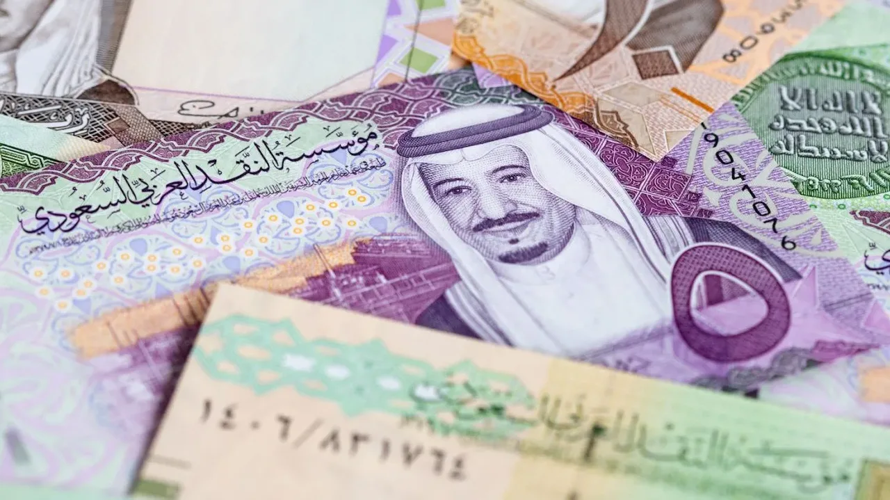 صعود مفاجئ.. سعر الريال السعودي مقابل الجنيه المصري والعملات الأخرى اليوم الإثنين 4-11